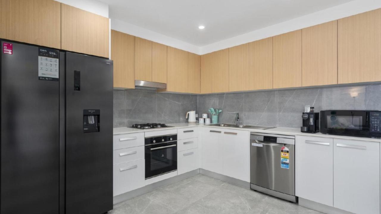 Apartment Anchors Away - Waterfront Unit Sandstone Point